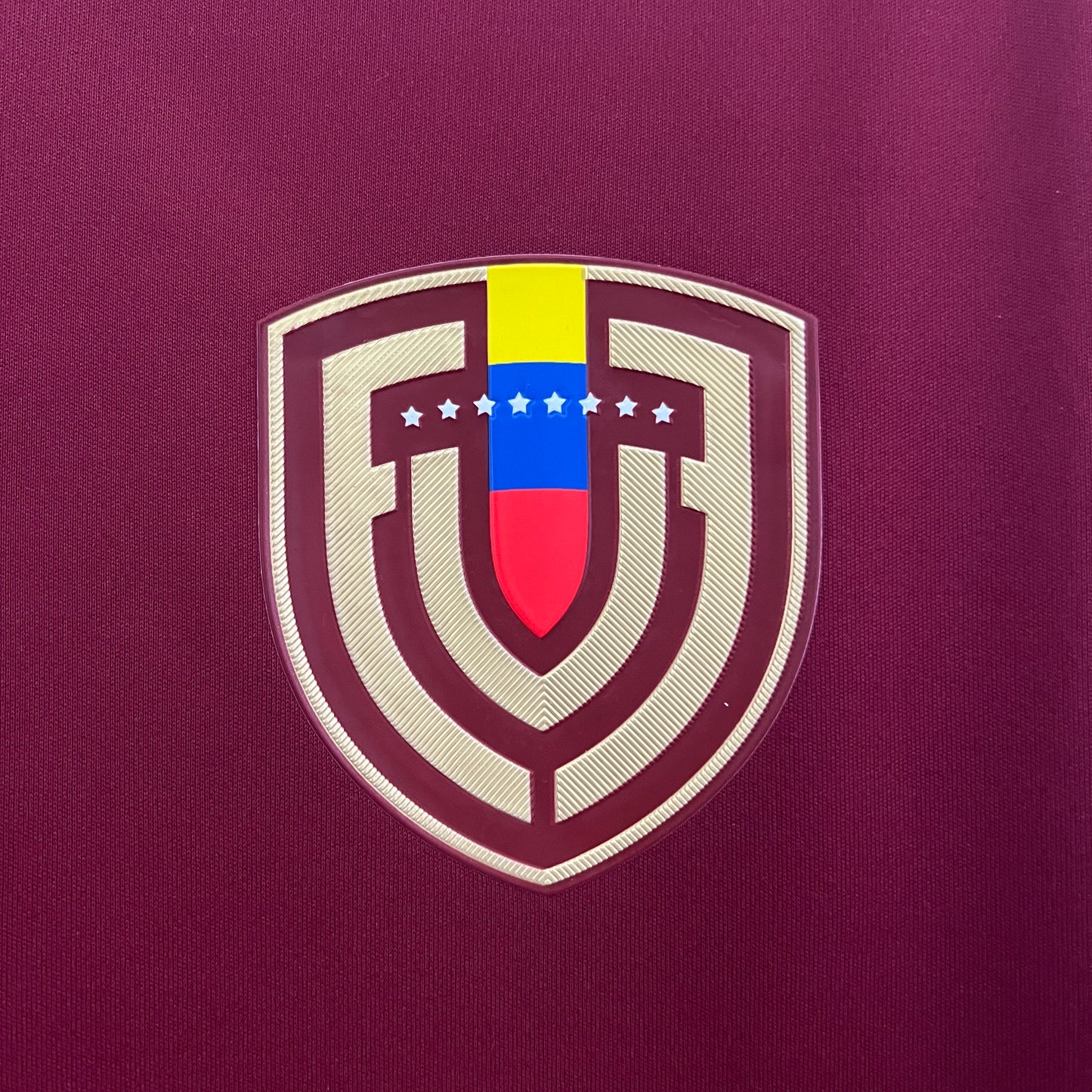 Camiseta de Futbol Venezuela 2024-2025 (Versión Fanático Vinotinto)