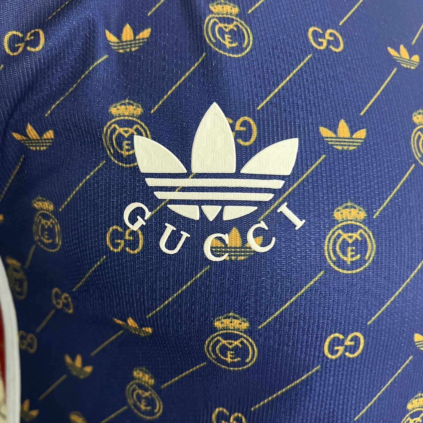 Camiseta de Futbol Temática Real Madrid Gucci 2024