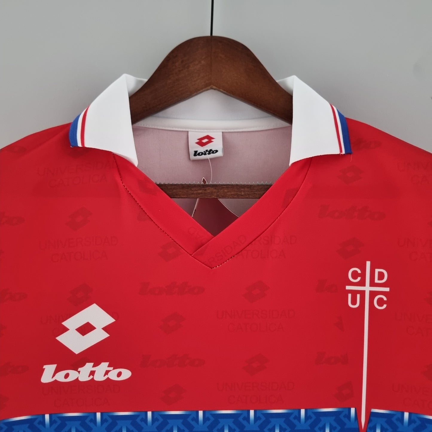 Camiseta Retro de Fútbol Universidad Católica 1996 Roja