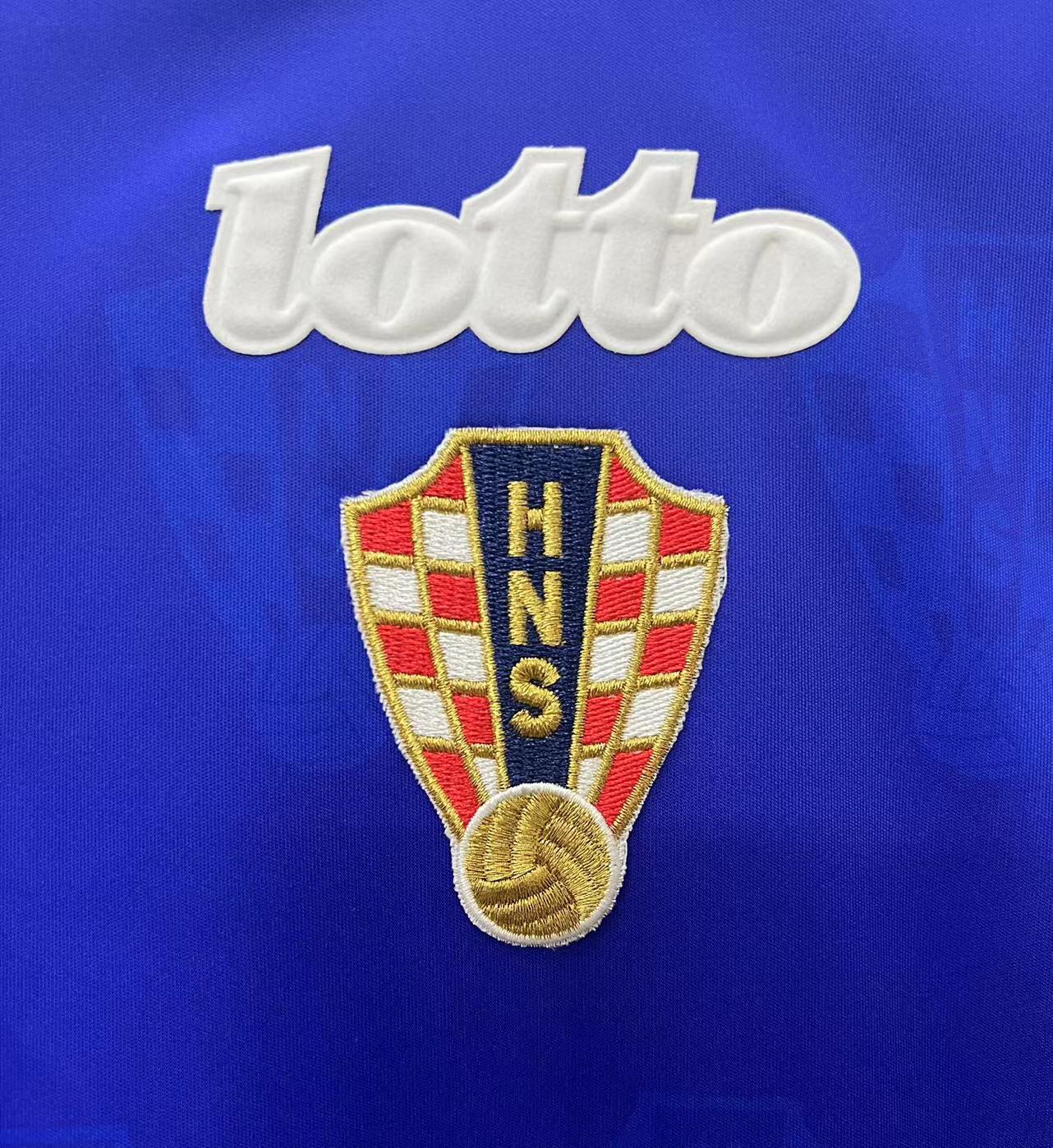 Camiseta de Futbol Retro de Croacia 1998 Visitante