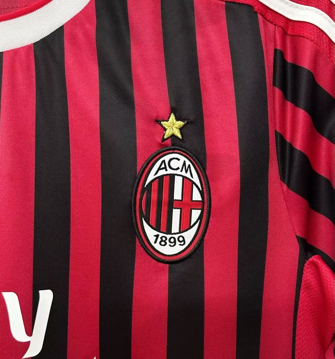 Camiseta Retro de Fútbol AC Milan 2011 - 2012