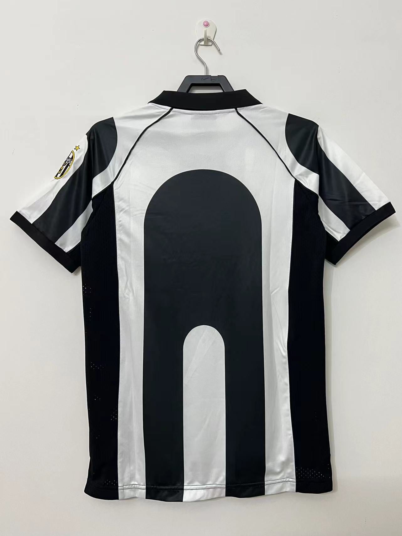 Camiseta Retro de Fútbol Juventus 1997 - 1999 Local