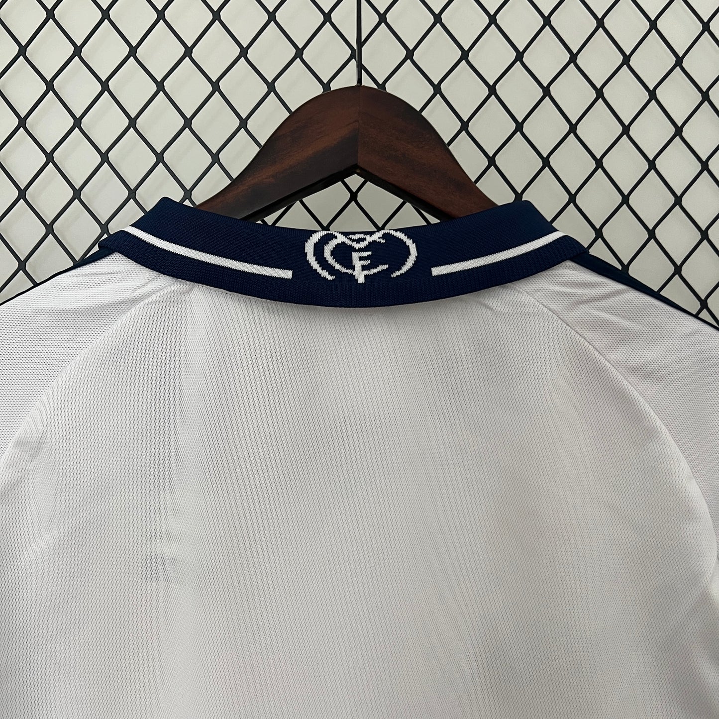 Camiseta Retro de Fútbol Real Madrid 2000-2001 ML