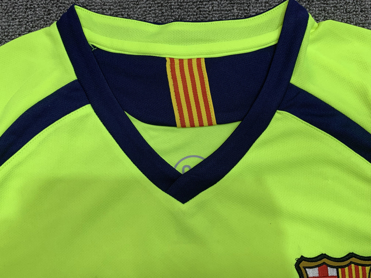 Camiseta Retro de Fútbol Barcelona Local 2005 - 2006 Visitante