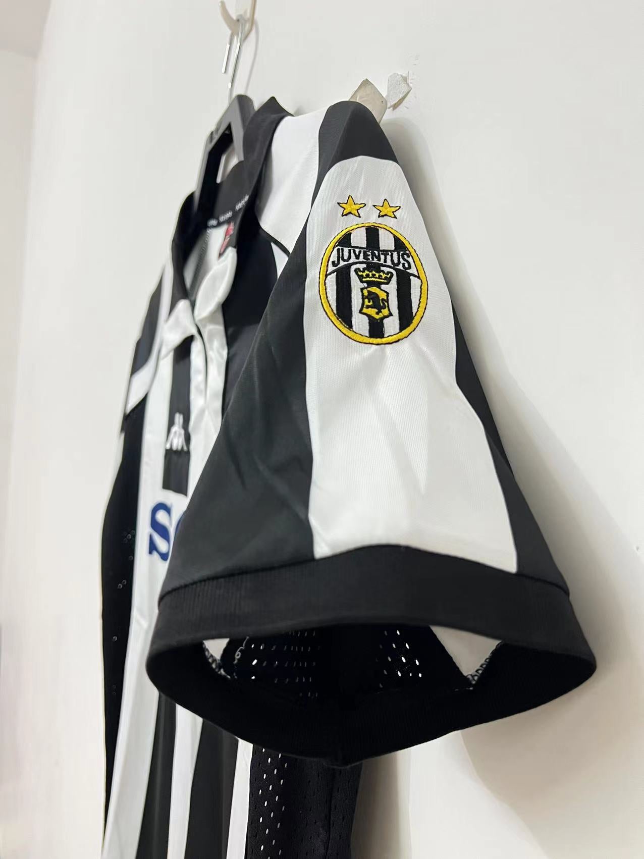 Camiseta Retro de Fútbol Juventus 1997 - 1999 Local