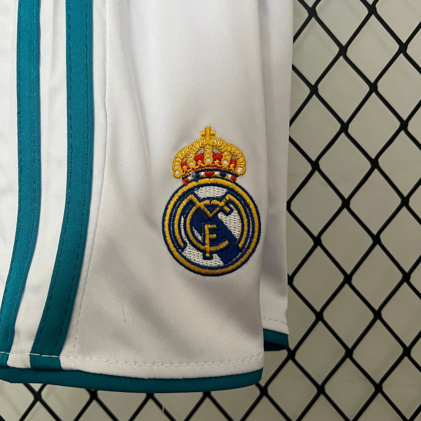 Camiseta Conjunto de Niño Retro de Fútbol Real Madrid 2017-2018