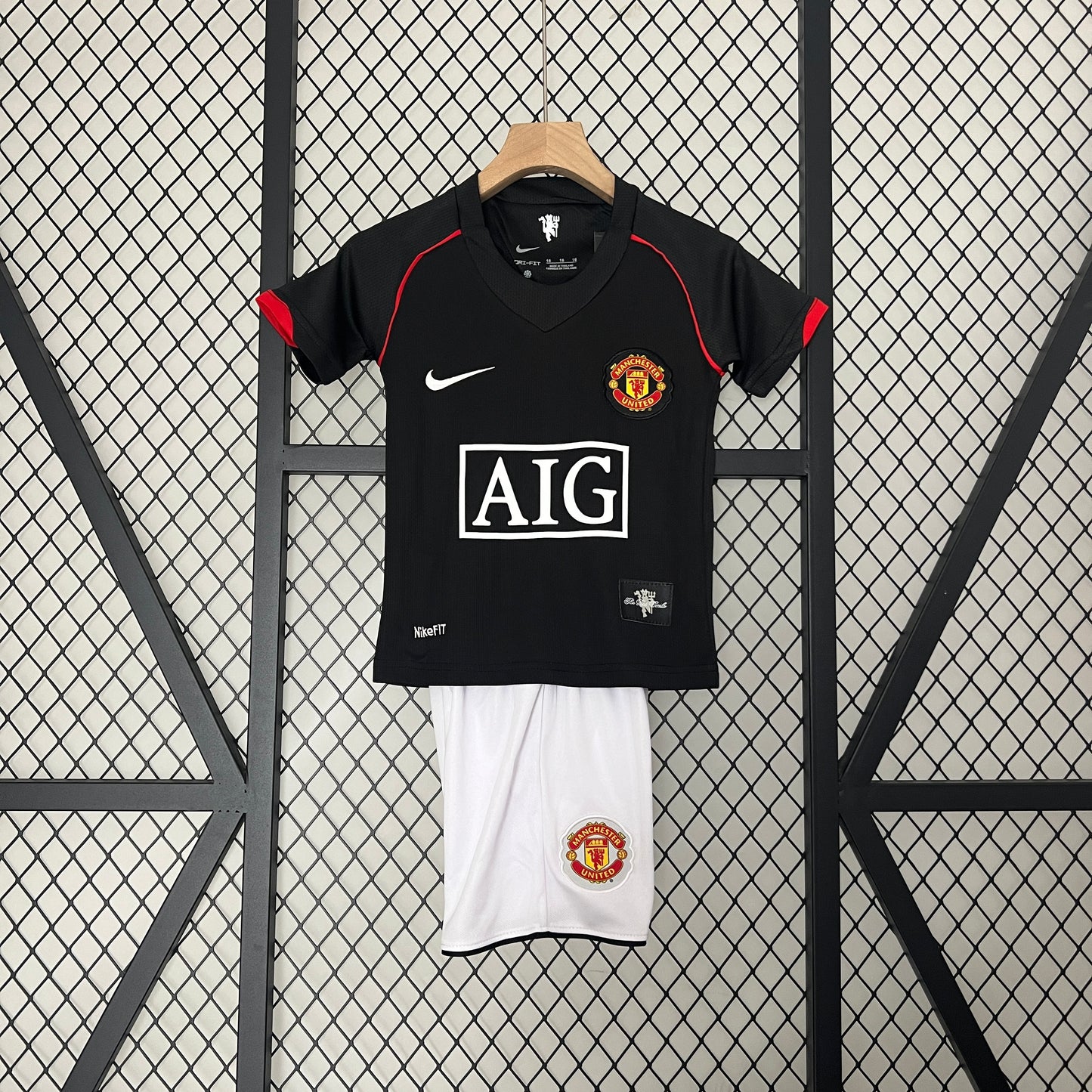 Camiseta Conjunto de Niño Retro de Fútbol Manchester United 2007-2008 (Negra)