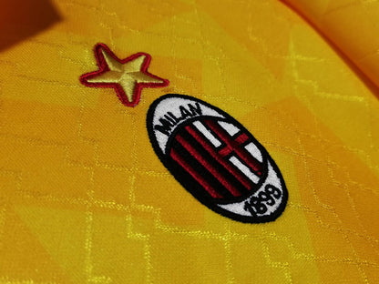 Camiseta Retro de Fútbol AC Milan 1995-1996 Amarilla