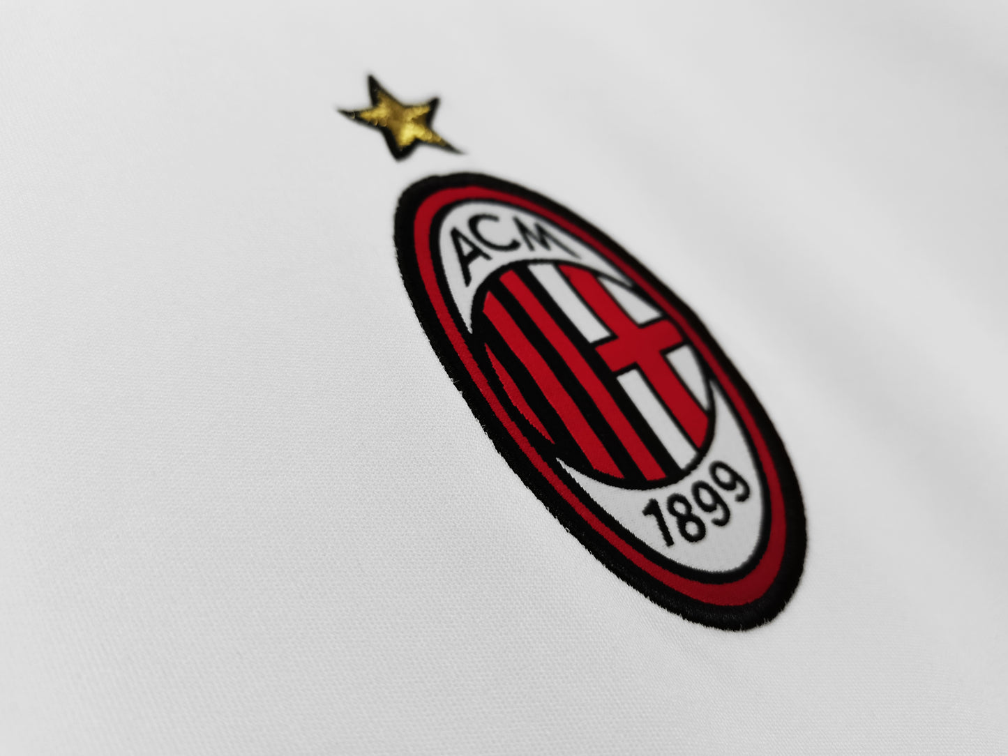 Camiseta Retro de Fútbol AC Milan 2009 Blanca