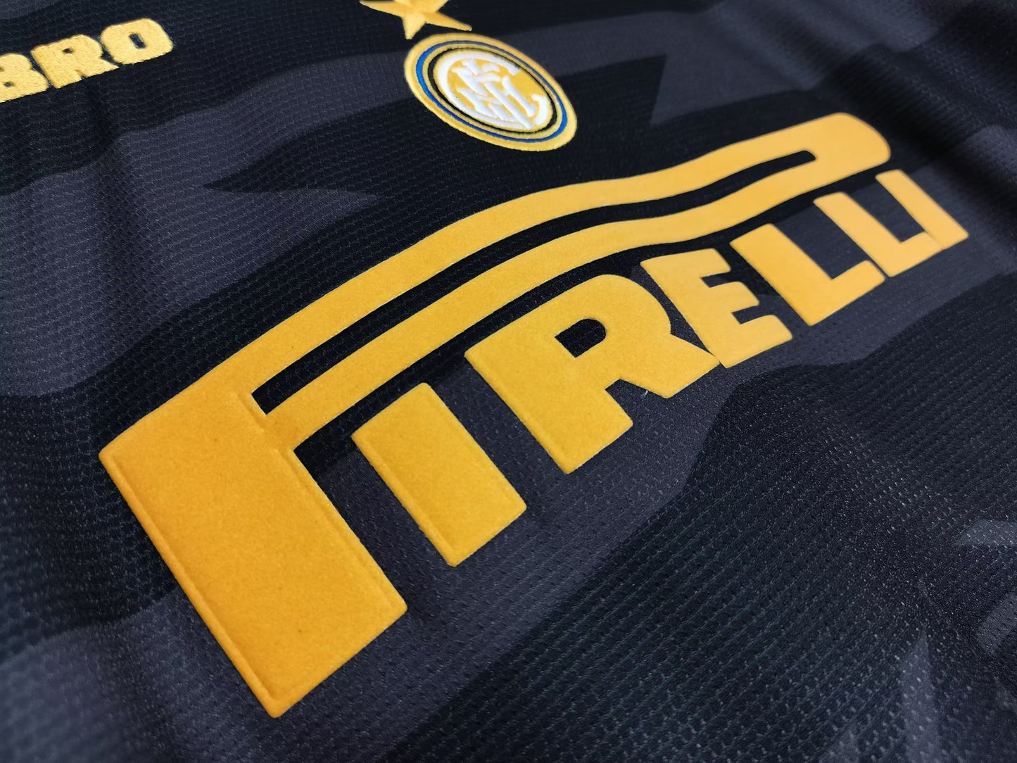 Camiseta Retro de Fútbol Inter de Milan 1997