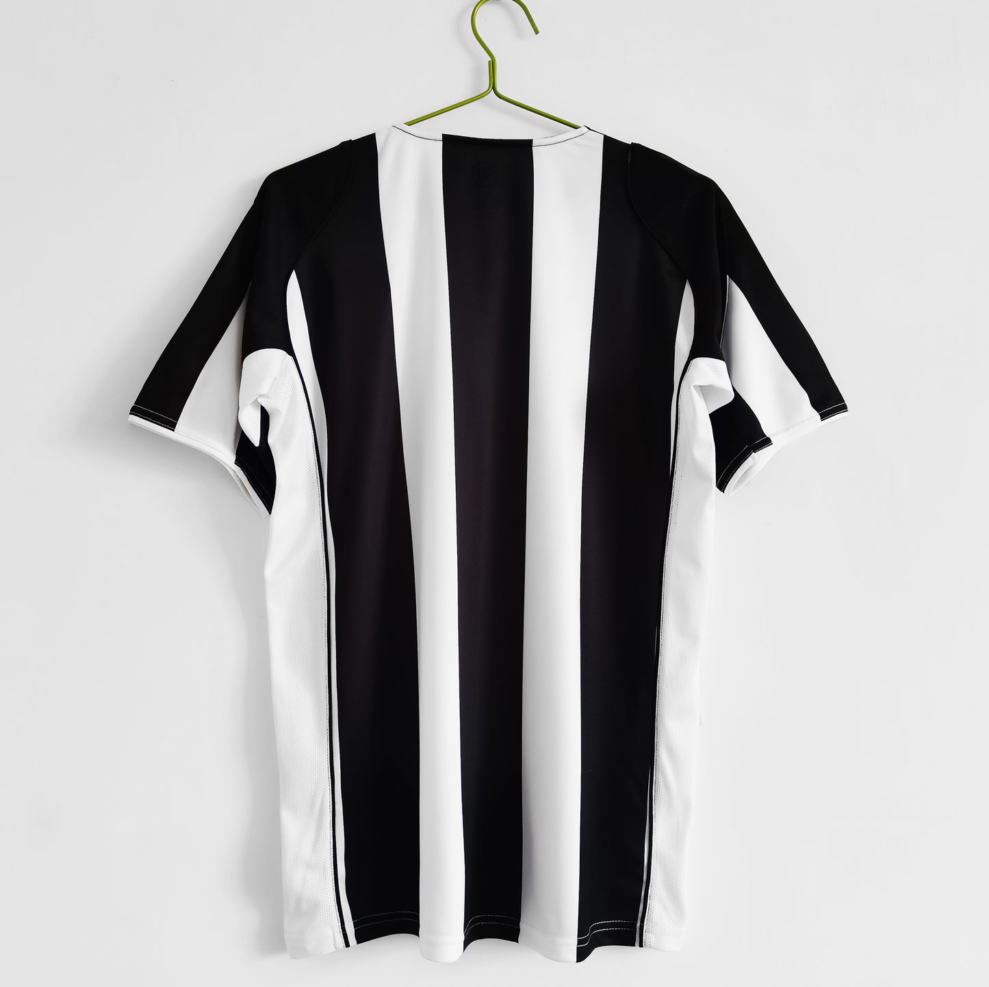 Camiseta Retro de Fútbol de la Juventus 2004 - 2005