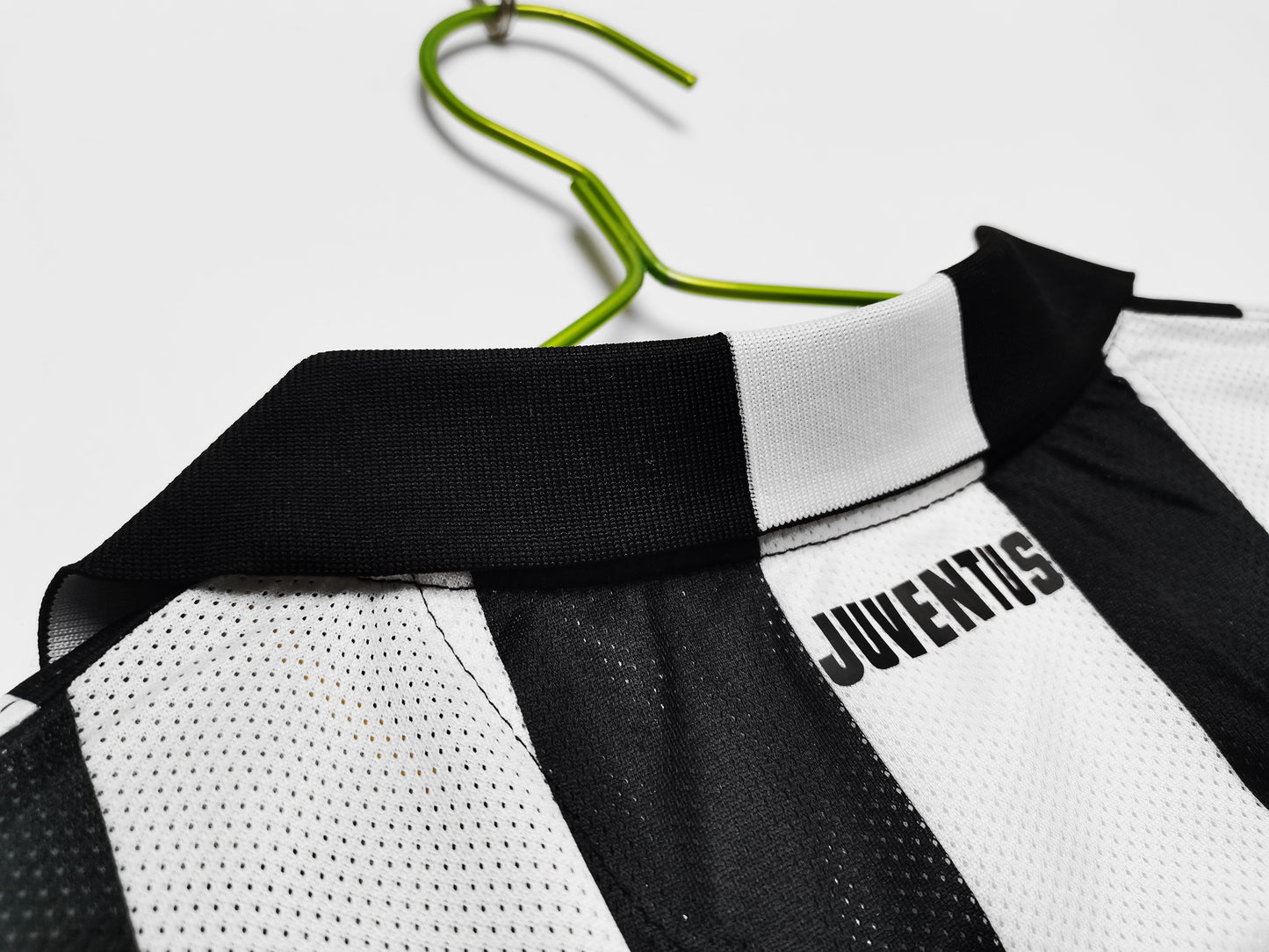 Camiseta Retro de Fútbol de la Juventus 2014