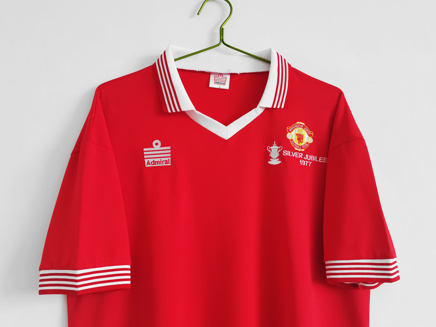 Camiseta Retro de Fútbol del Manchester United 1977