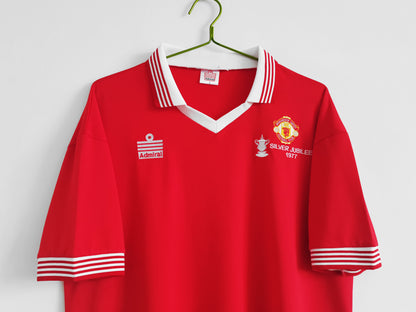 Camiseta Retro de Fútbol del Manchester United 1977