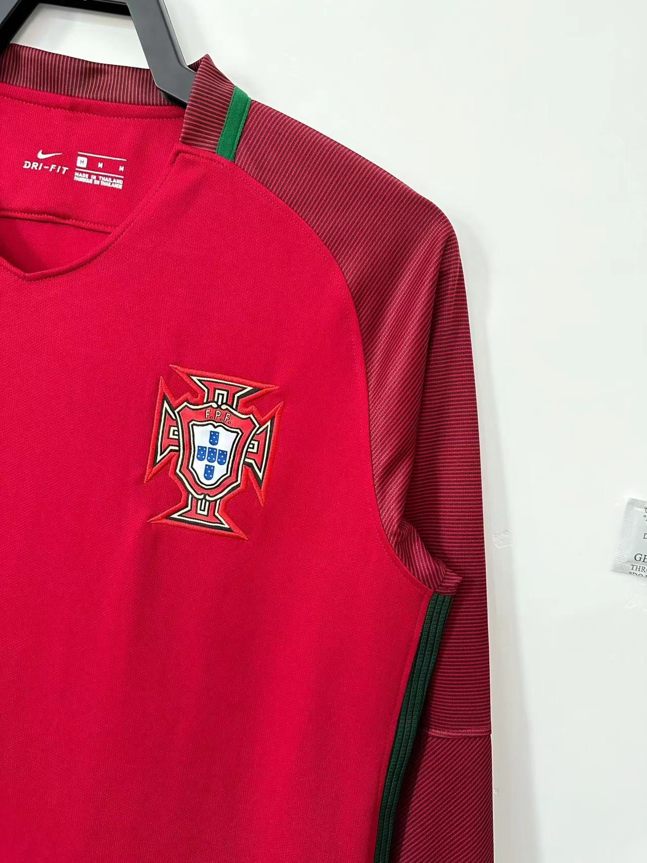 Camiseta Retro de Futbol Portugal ML 2006