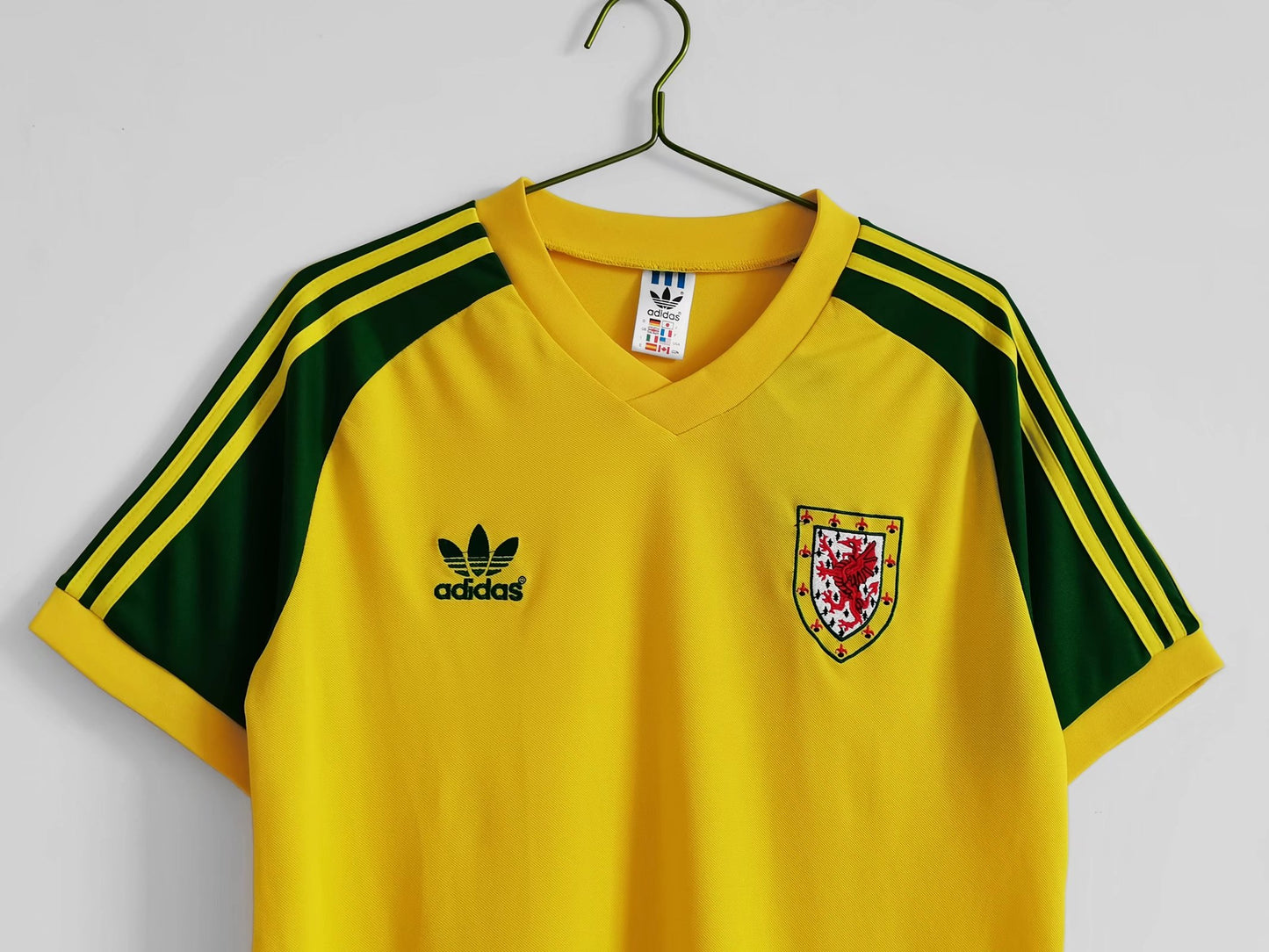 Camiseta Retro de Futbol Gales 1980 - 1982