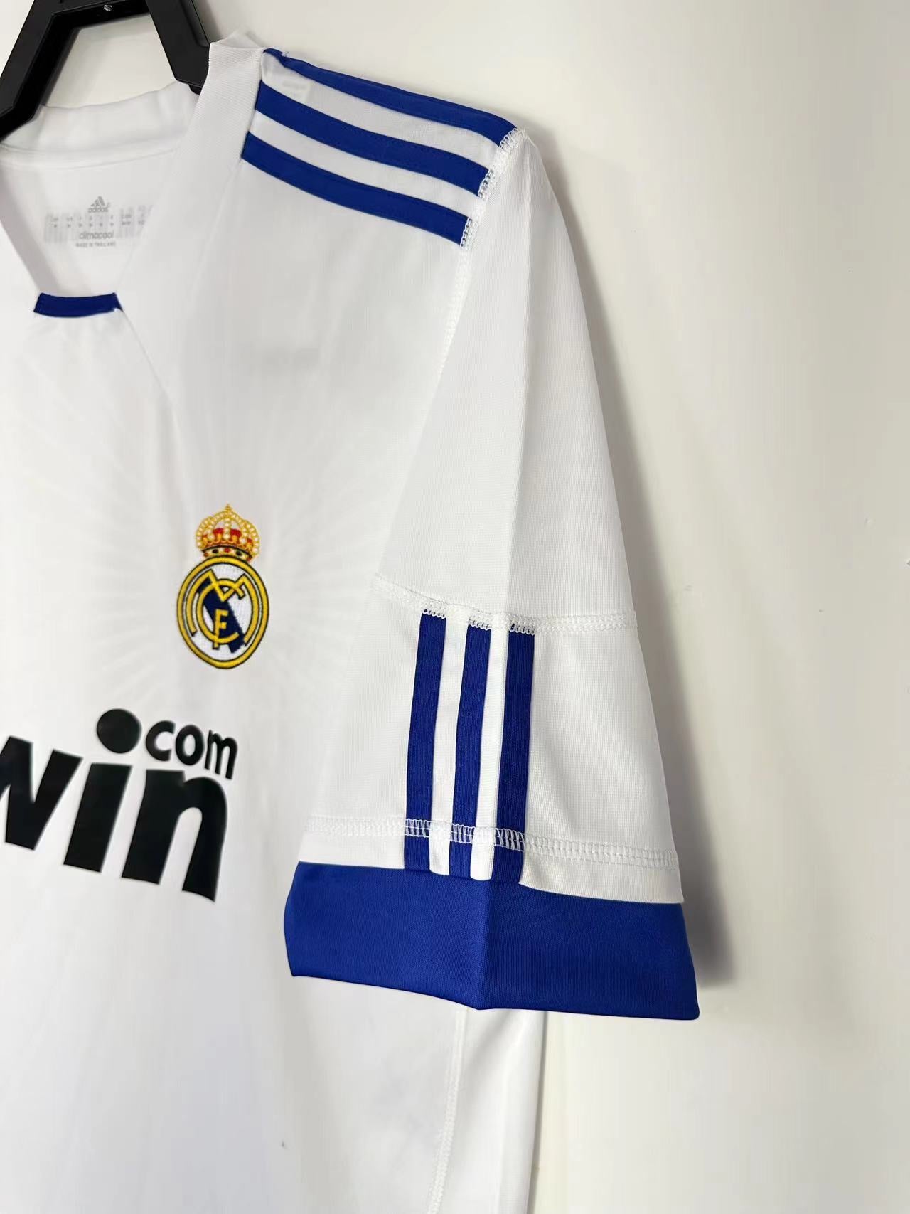 Camiseta Retro de Fútbol Real Madrid 2010-2011