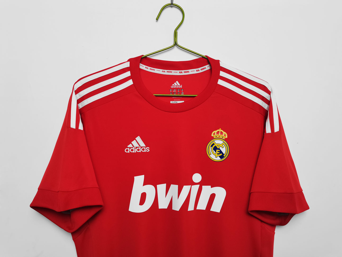 Camiseta Retro de Fútbol Real Madrid 2011 Alternativa Roja