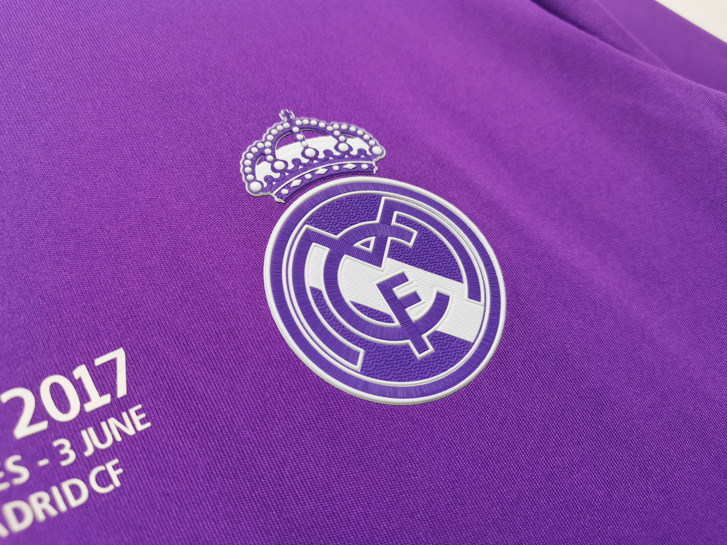 Camiseta Retro de Fútbol Real Madrid 2016 Alternativa