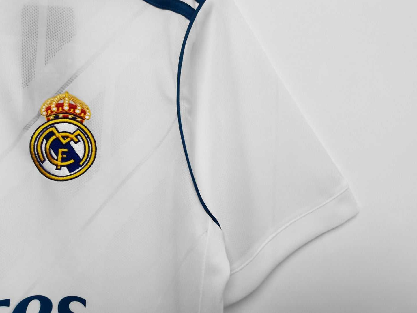 Camiseta Retro de Fútbol Real Madrid 2017