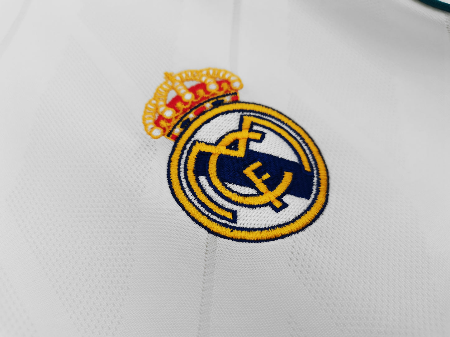 Camiseta Retro de Fútbol Real Madrid 2017 Manga Larga