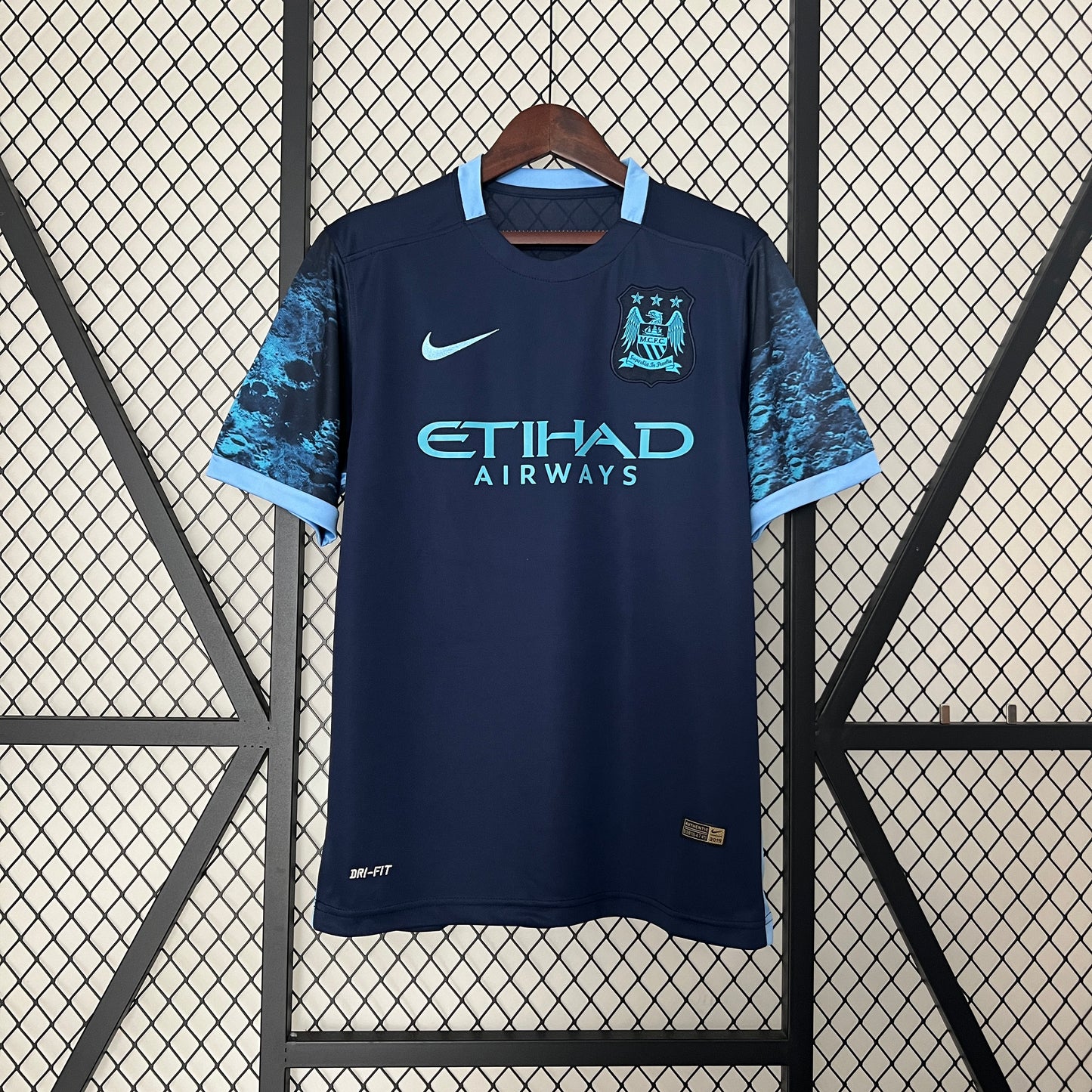 Camiseta Retro de Fútbol del Manchester City 2015-2016