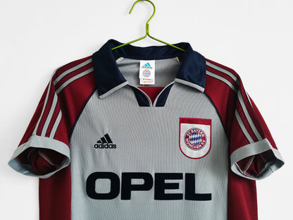 Camiseta Retro de Fútbol del Bayern Munich de 1998 10