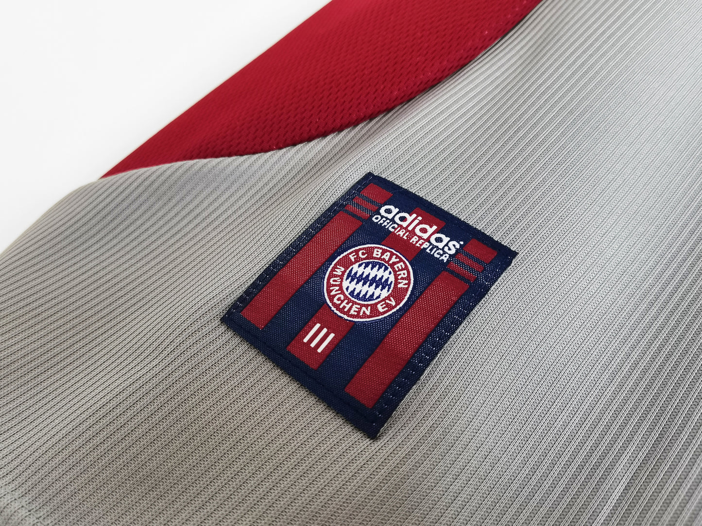 Camiseta Retro de Fútbol del Bayern Munich de 1998