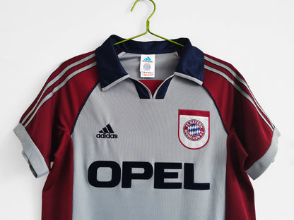 Camiseta Retro de Fútbol del Bayern Munich de 1998 10