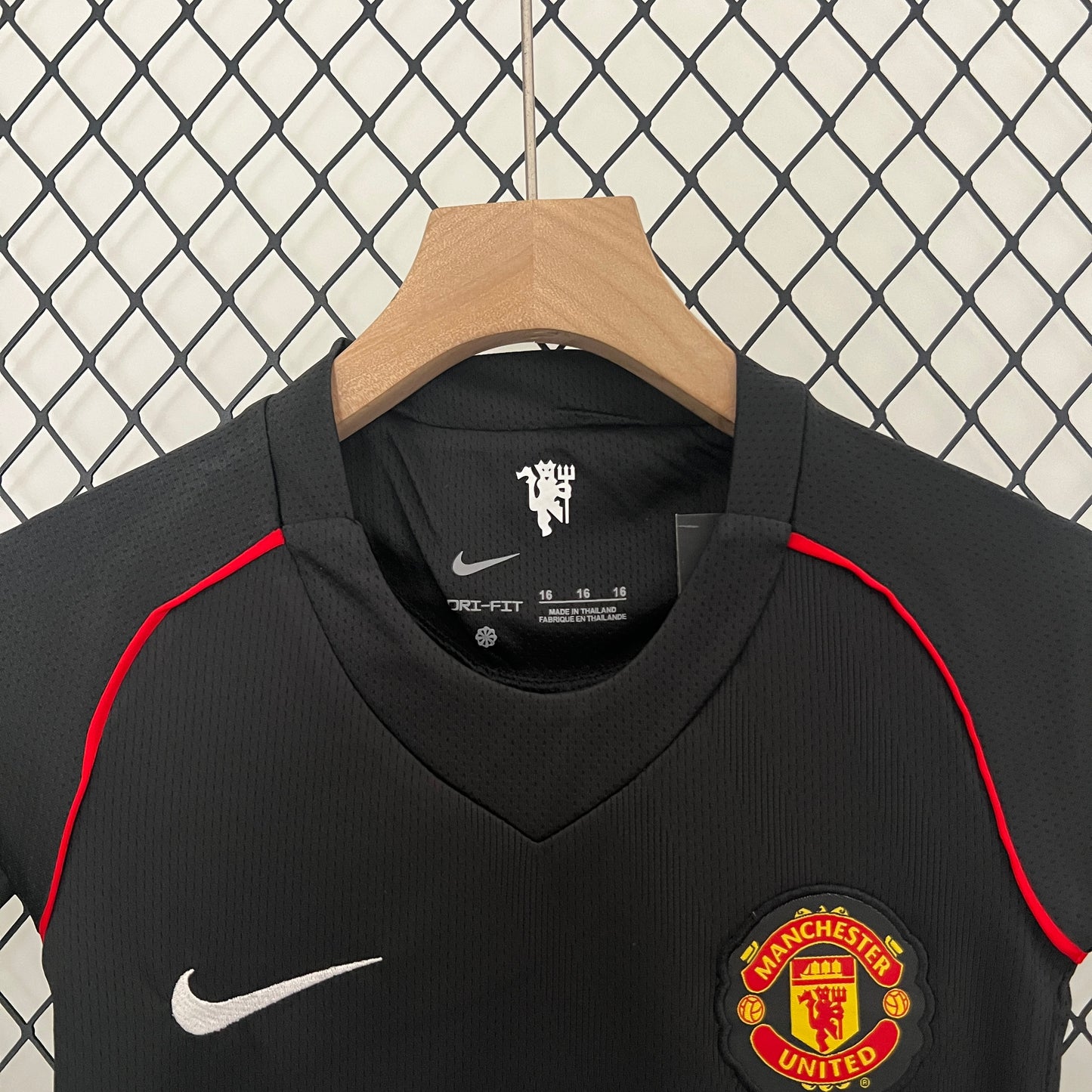 Camiseta Conjunto de Niño Retro de Fútbol Manchester United 2007-2008 (Negra)