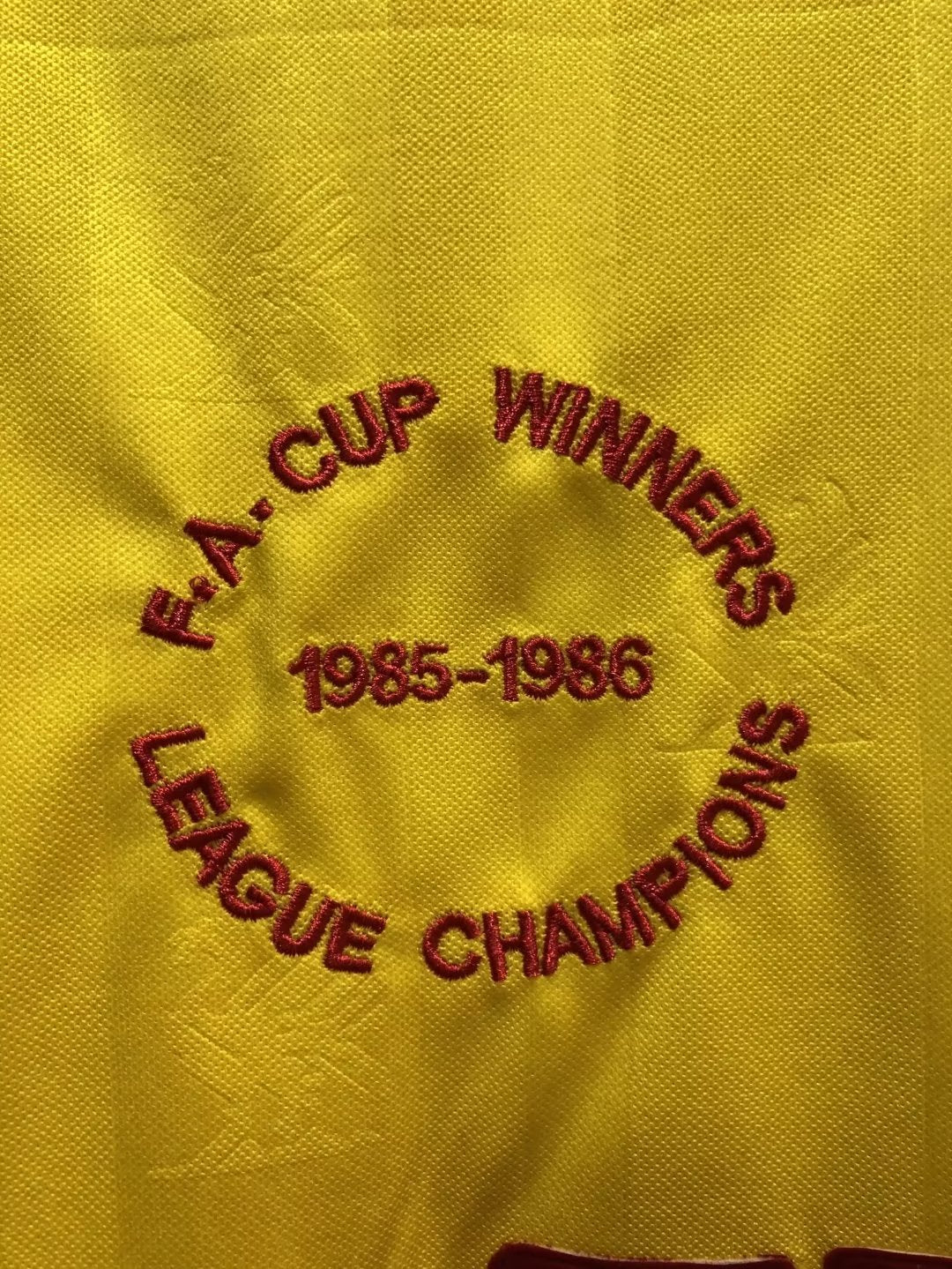 Camiseta Retro de Fútbol Liverpool 1985 - 1986 Visitante Amarillo