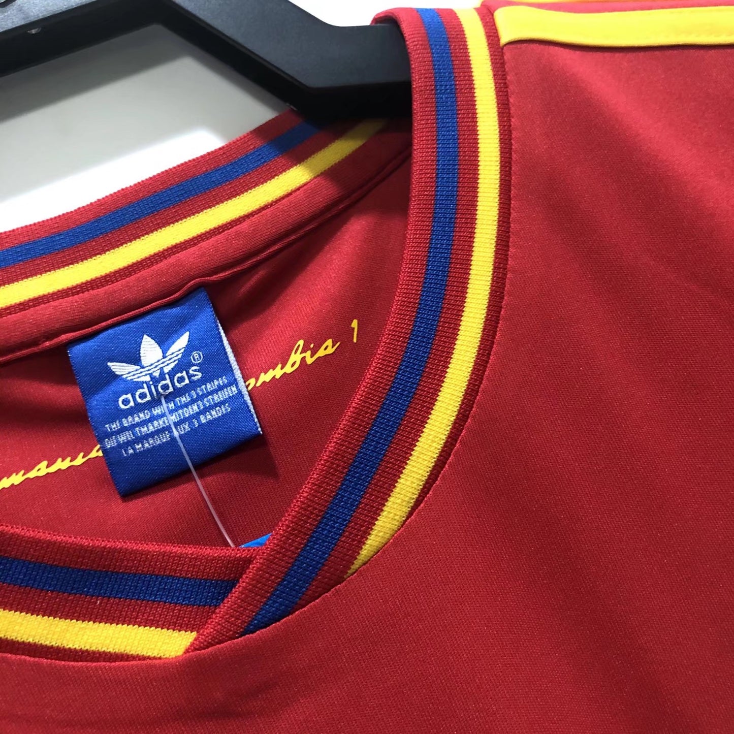 Camiseta Retro de Fútbol Colombia 1990 Visitante