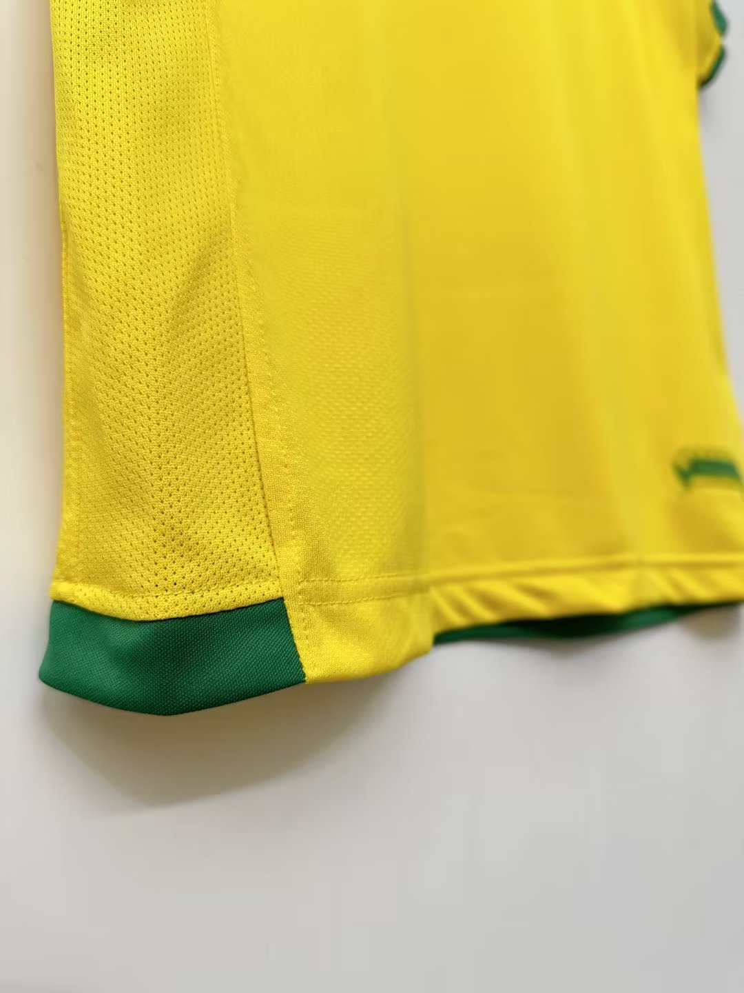 Camiseta Retro de Futbol Brasil 2006