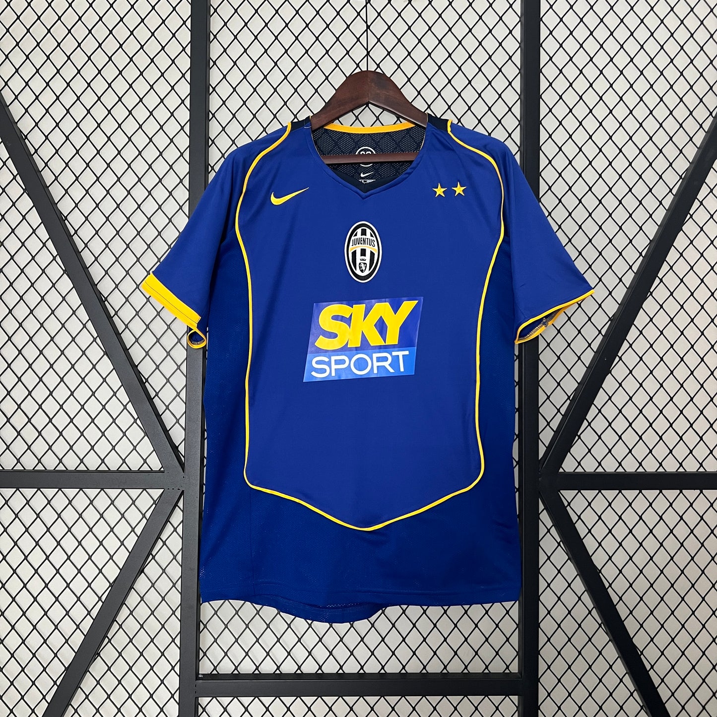 Camiseta Retro de Fútbol de la Juventus 2004 - 2005 Visitante