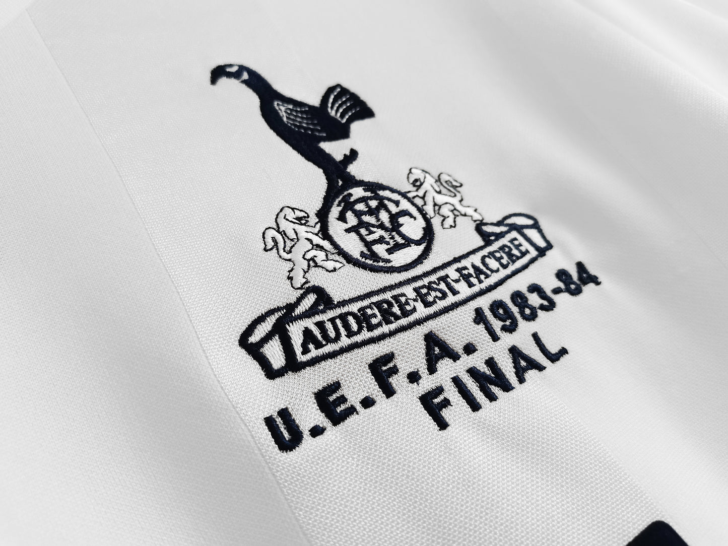 Camiseta Retro de Fútbol Tottenham 1983